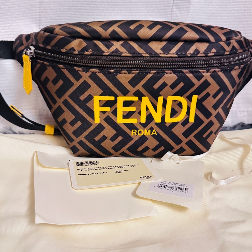 FENDI ROMA Logo Belt Bag